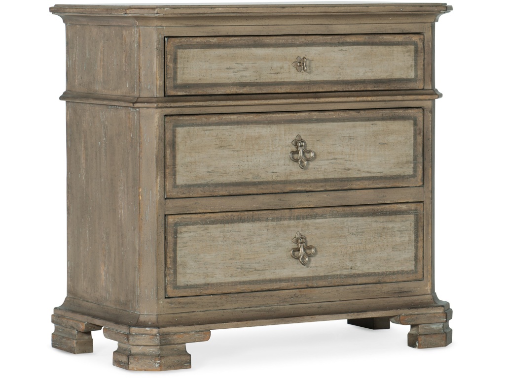 Alfresco Palmieri Three-Drawer Nightstand