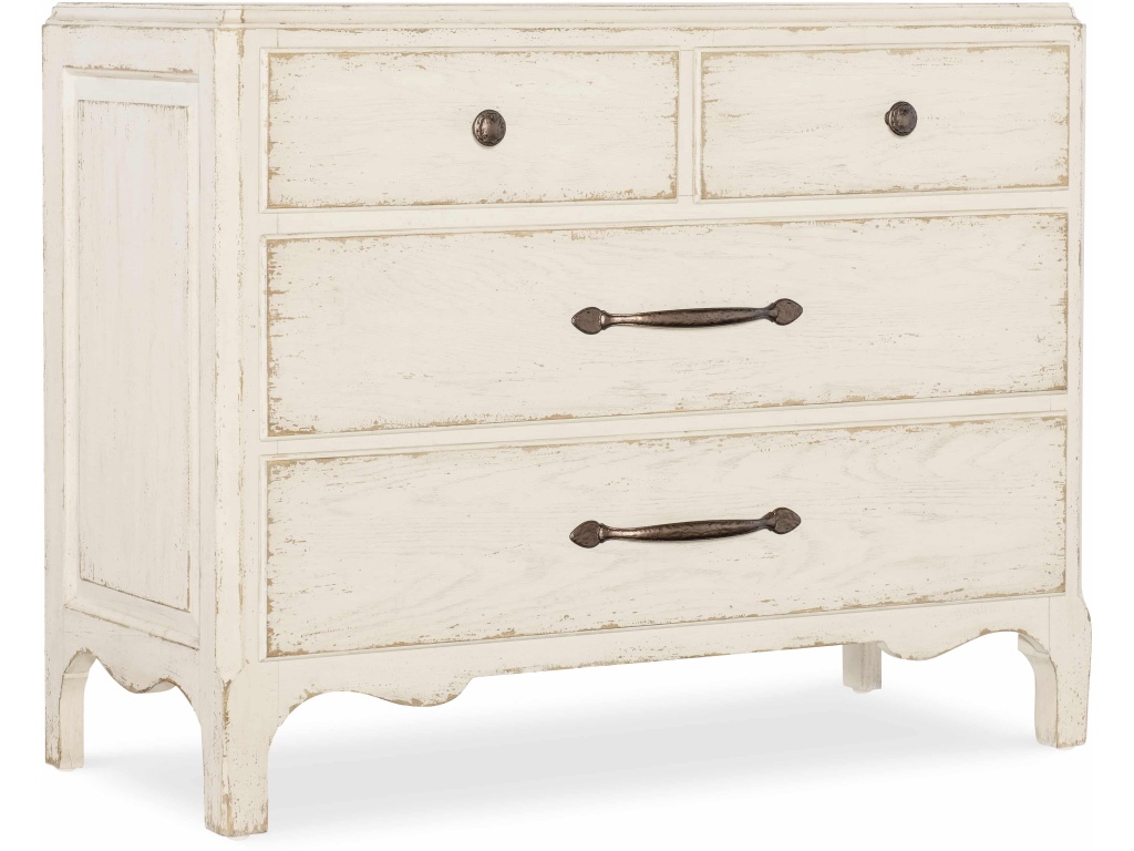 Americana Bachelor Chest