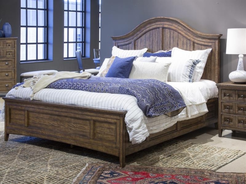 Complete Queen Arched Bed with Regular Rails