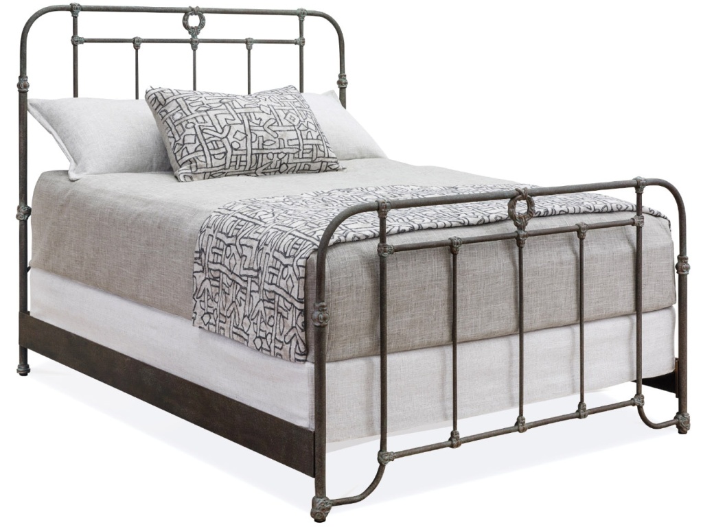 Wellington Iron Bed